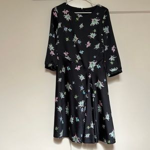 Women’s Banana Republic dress size 4